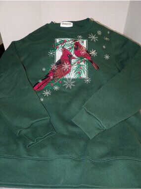 Christmas Cardinal Embroidered Green Sweatshirt Medium Misses Pre-Shrunk Cotton